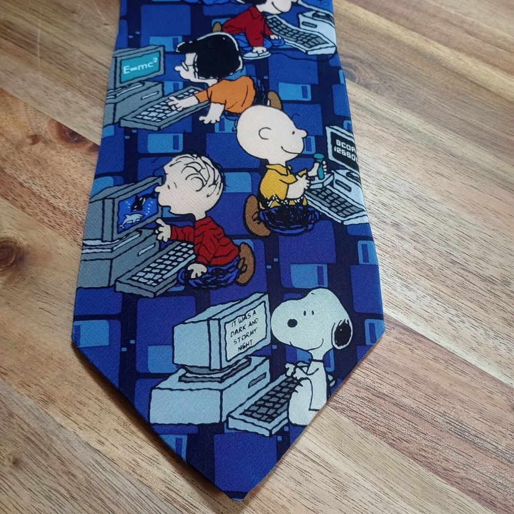Vintage 90s PEANUTS 100% Silk Neck‎ Tie Snoopy Cartoon Surfing The Internet - Picture 2 of 8